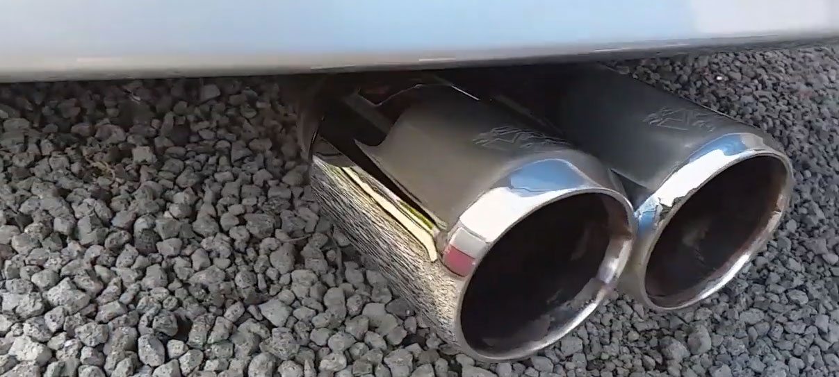 tubo-de-escape-coche